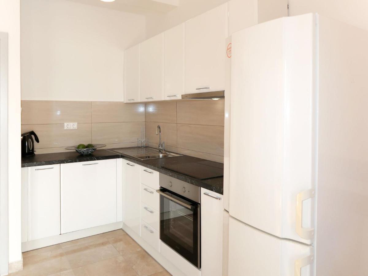 Apartment Lada - Omi206 By Interhome